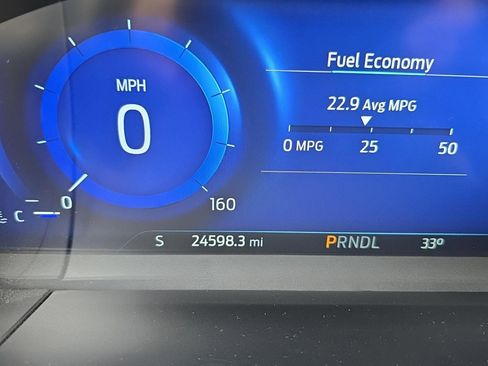 Used 2022 Ford Escape Titanium w/ Class II Trailer Tow Package image 21