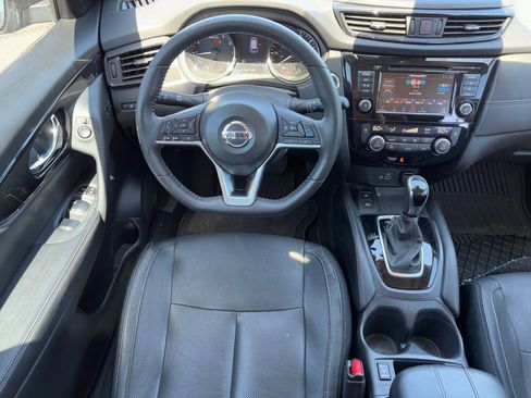 Used 2020 Nissan Rogue SL w/ Premium Package FWD image 13