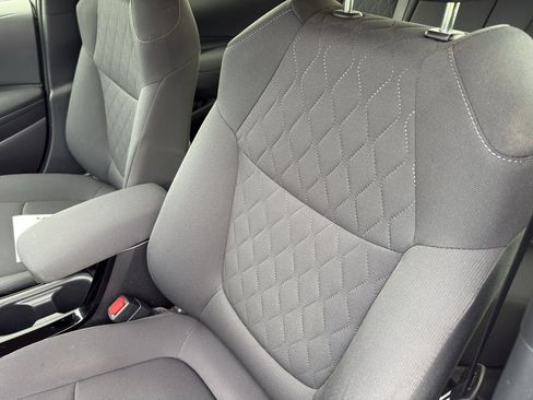 Used 2020 Toyota Corolla LE FWD image 13