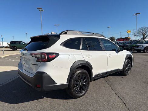 Used 2024 Subaru Outback Onyx Edition image 3