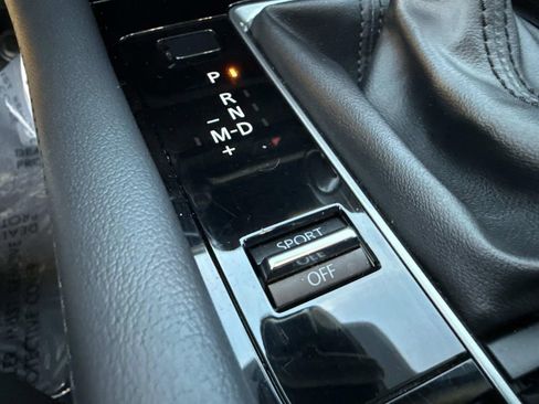 Used 2024 MAZDA MAZDA3 s image 33