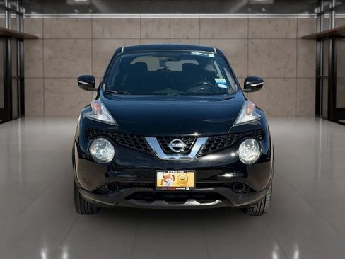 Used 2015 Nissan Juke SV FWD image 3
