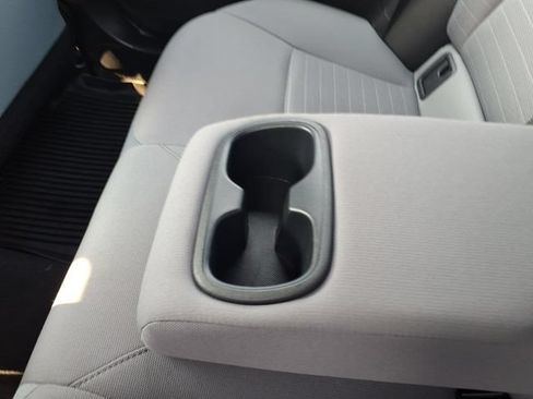 Used 2024 Toyota Corolla SE FWD image 8