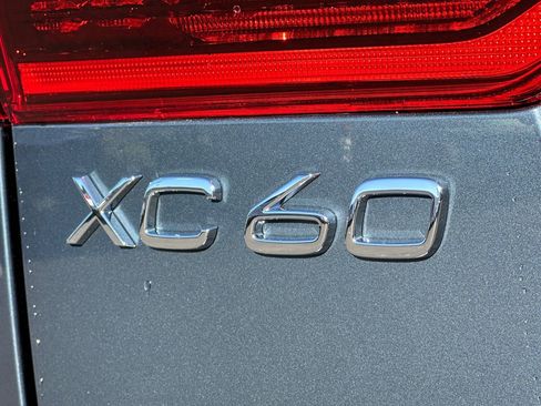 New 2026 Volvo XC60 B5 Ultra w/ Protection Package Premier image 12