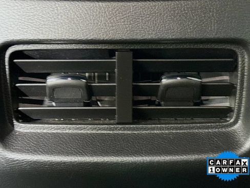 Used 2022 Ford Edge ST AWD/4WD image 24