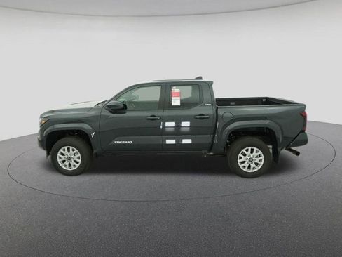 New 2026 Toyota Tacoma SR5 image 3