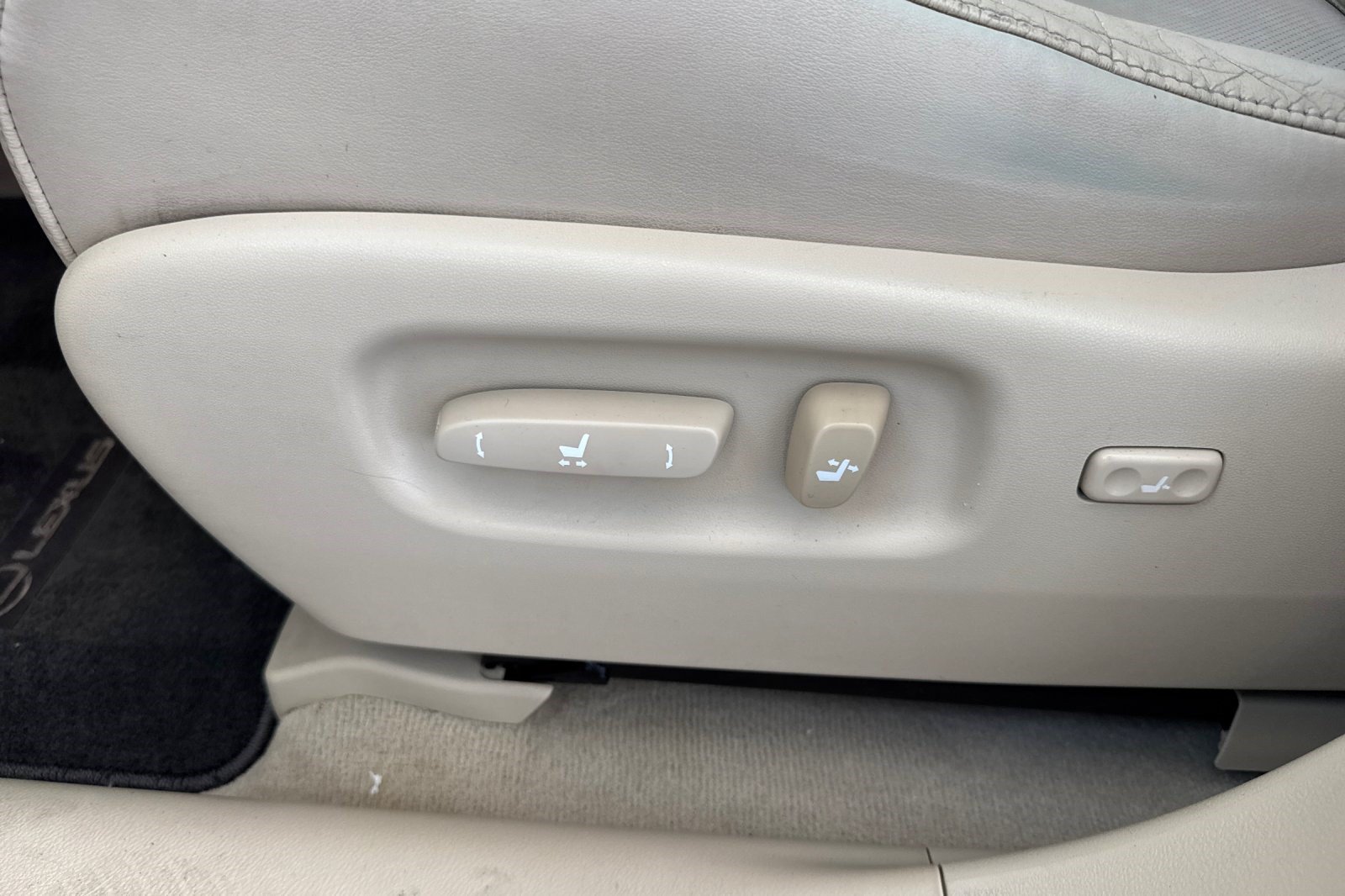 Used 2010 Lexus RX 350 2WD image 14