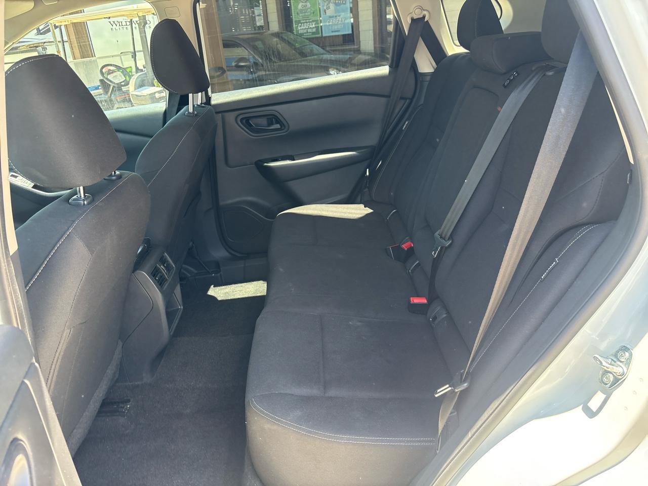 Used 2024 Nissan Rogue S AWD/4WD image 16