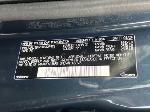 Used 2024 Volvo S60 B5 Core image 31