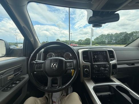 Used 2019 RAM 1500 Warlock AWD/4WD image 15