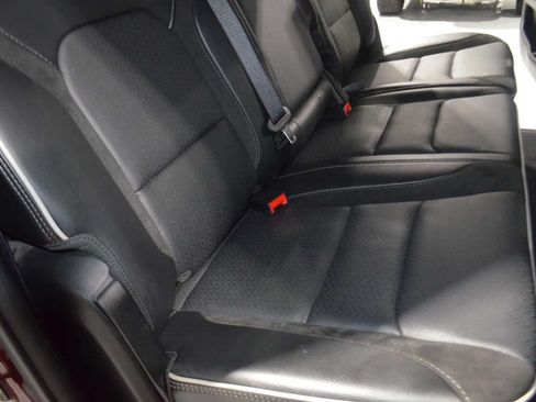 Used 2025 RAM 1500 Laramie AWD/4WD image 18