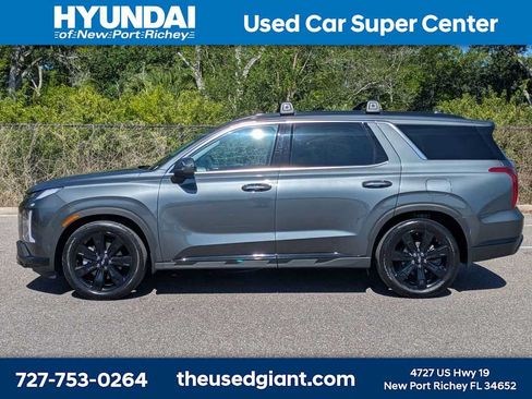 Used 2023 Hyundai Palisade XRT FWD image 2