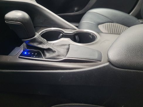 Used 2021 Toyota Camry SE image 26