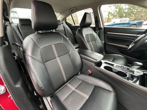 Used 2024 Nissan Altima 2.5 SR image 16