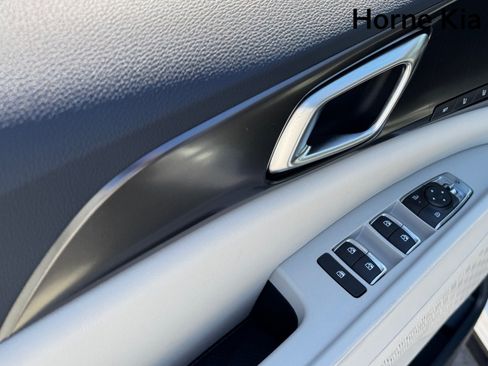 New 2026 Kia Carnival SX Prestige FWD image 11