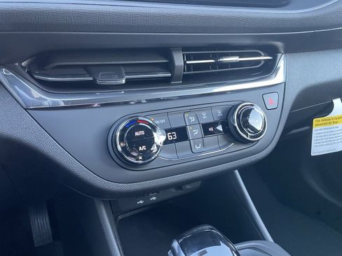 New 2026 Buick Envista Preferred w/ Advanced Safety Package image 17