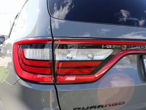 Used 2022 Dodge Durango R/T w/ Blacktop Package image 32