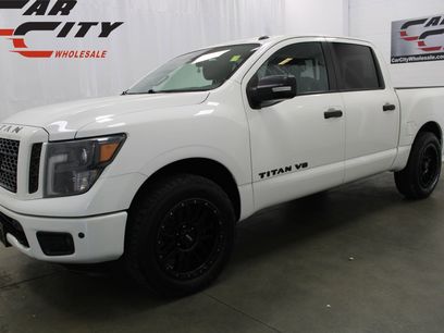 Used 2019 Nissan Titan SV w/ SV Convenience Package