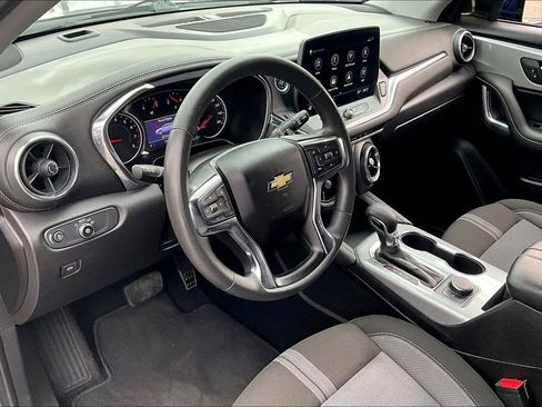 Used 2023 Chevrolet Blazer LT image 16
