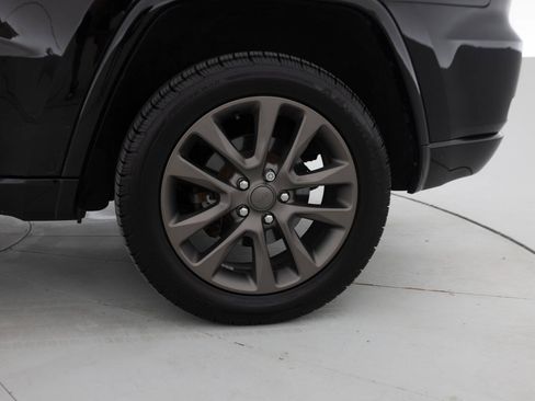 Used 2017 Jeep Grand Cherokee Limited 75th Anniversary AWD/4WD image 22