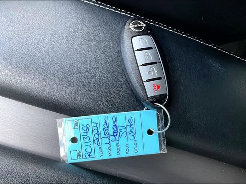 Used 2024 Nissan Murano SV w/ SV Midnight Edition Package image 15