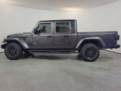 Used 2025 Jeep Gladiator Willys image 4