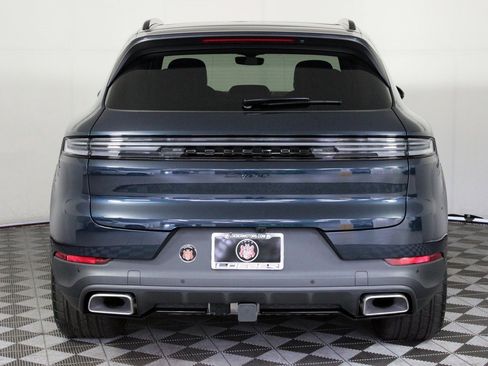 Certified 2025 Porsche Cayenne image 6
