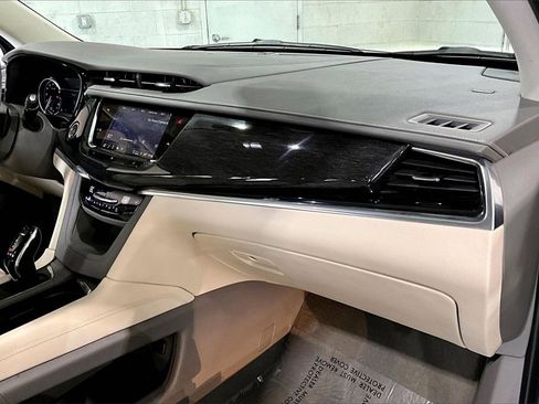 Used 2021 Cadillac XT6 Premium Luxury image 25