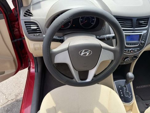 Used 2014 Hyundai Accent GLS FWD image 10
