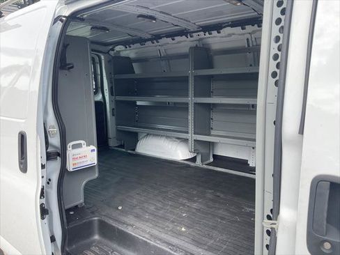 Used 2021 Chevrolet Express 2500 w/ Driver Convenience Package RWD image 18