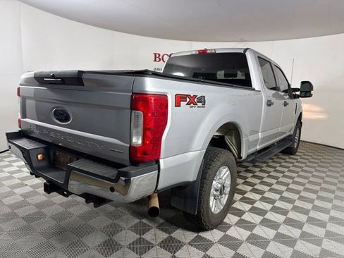 Used 2019 Ford F250 XLT w/ XLT Value Package AWD/4WD image 8