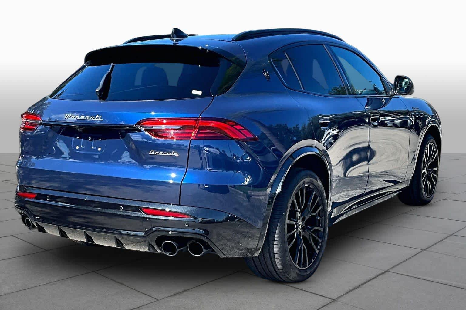 Used 2025 Maserati Grecale Modena AWD/4WD image 13