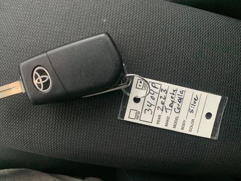 Used 2023 Toyota Corolla LE image 21