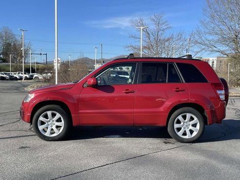 Used 2012 Suzuki Grand Vitara Limited image 2