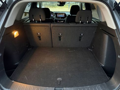 Used 2025 Chevrolet TrailBlazer LT image 31