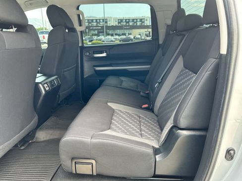 Certified 2020 Toyota Tundra SR5 w/ SR5 Convenience Package AWD/4WD image 27