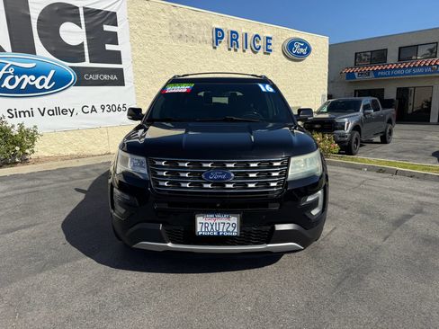 Used 2016 Ford Explorer Limited FWD image 2