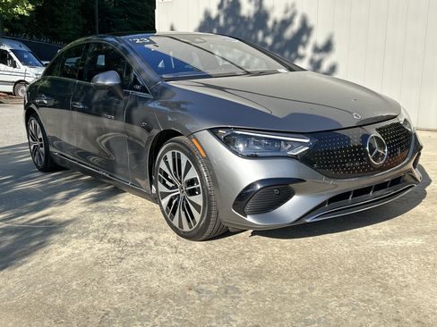Certified 2023 Mercedes-Benz EQE 350+ Sedan image 4