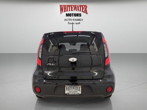 Used 2017 Kia Soul FWD image 3