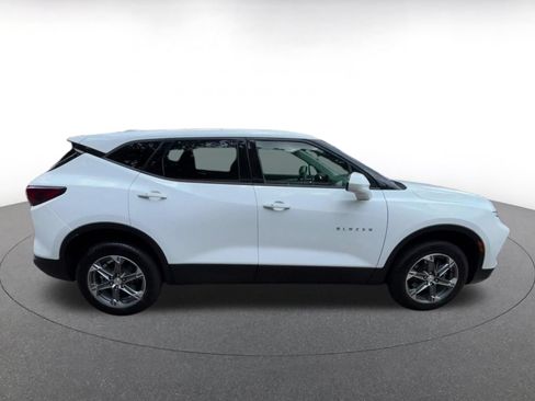 Used 2026 Chevrolet Blazer LT FWD image 13