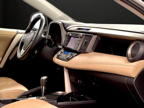 Used 2013 Toyota RAV4 Limited image 19