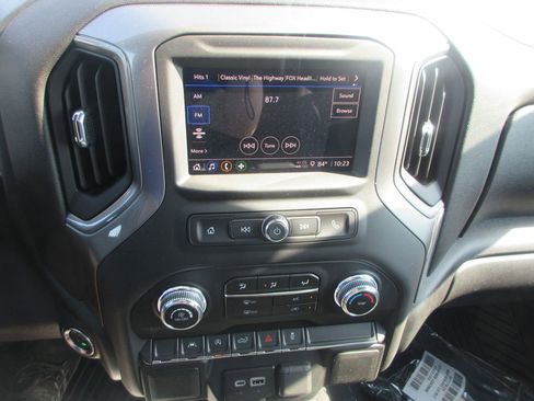 New 2026 GMC Sierra 1500 Pro image 17