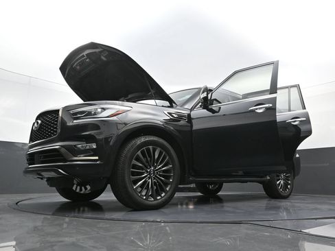 Used 2023 INFINITI QX80 Premium Select w/ All-Season Package AWD/4WD image 40