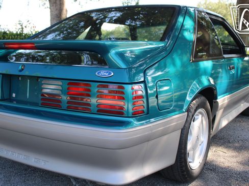 Used 1993 Ford Mustang GT RWD image 37