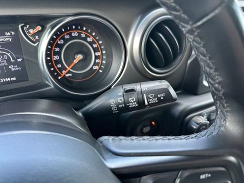 Used 2022 Jeep Wrangler Sport AWD/4WD image 21