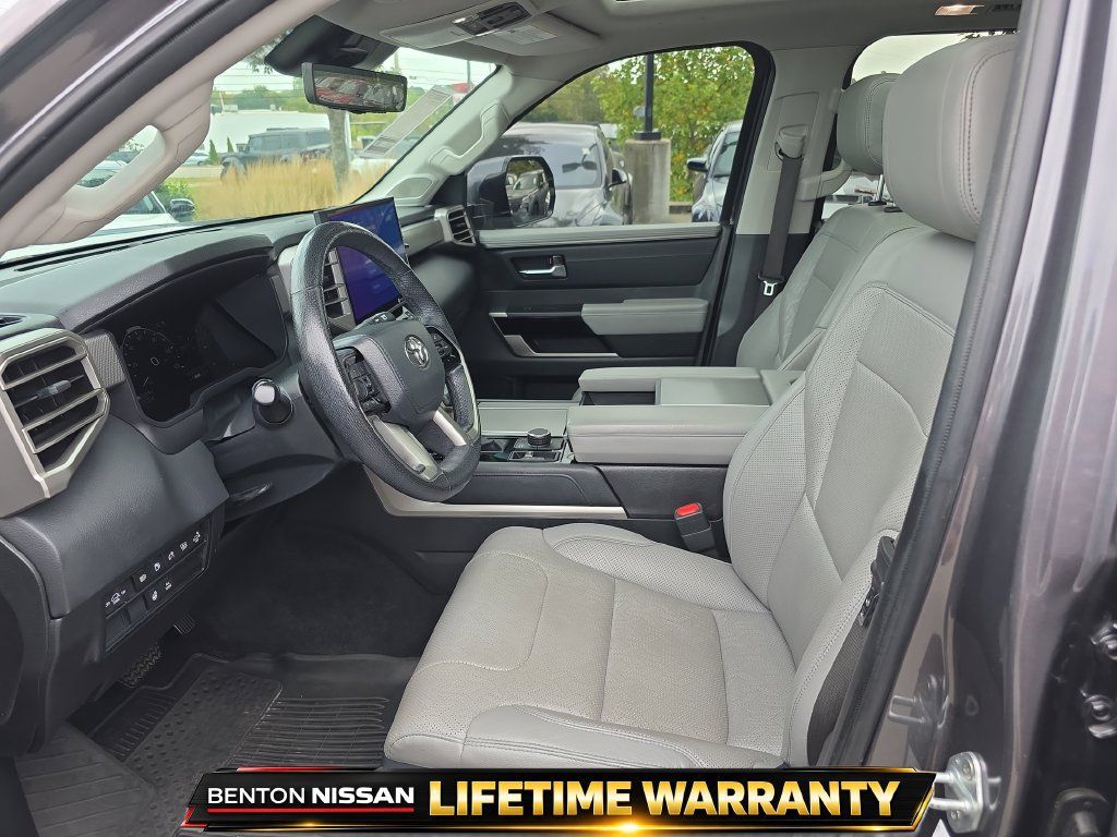 Used 2023 Toyota Sequoia Limited w/ Tow Technology Package AWD/4WD image 16