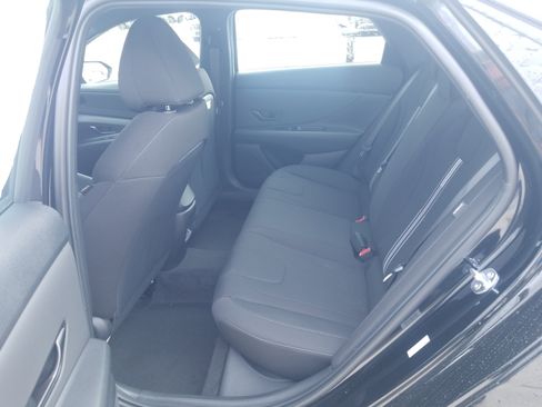 New 2026 Hyundai Elantra Sport image 12