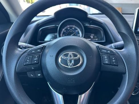 Used 2018 Toyota Yaris iA FWD image 25