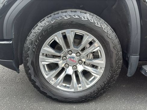 Used 2023 GMC Sierra 1500 Denali AWD/4WD image 9