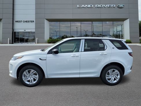 Used 2025 Land Rover Discovery Sport S image 3